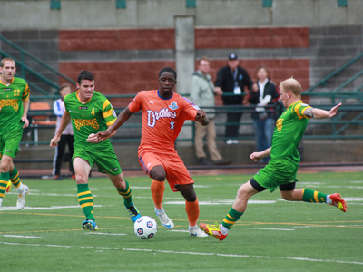 Late goal secures victory for Tampa over FC Edmonton